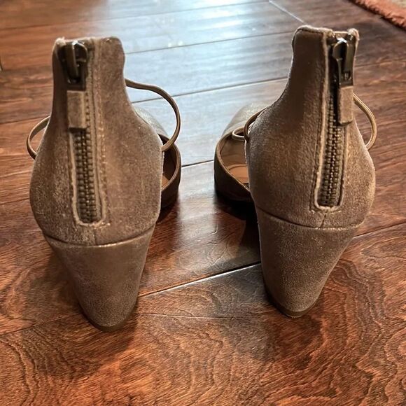 Eileen Fisher Ghillie Rope Pump, 9! - Picture 4 of 10